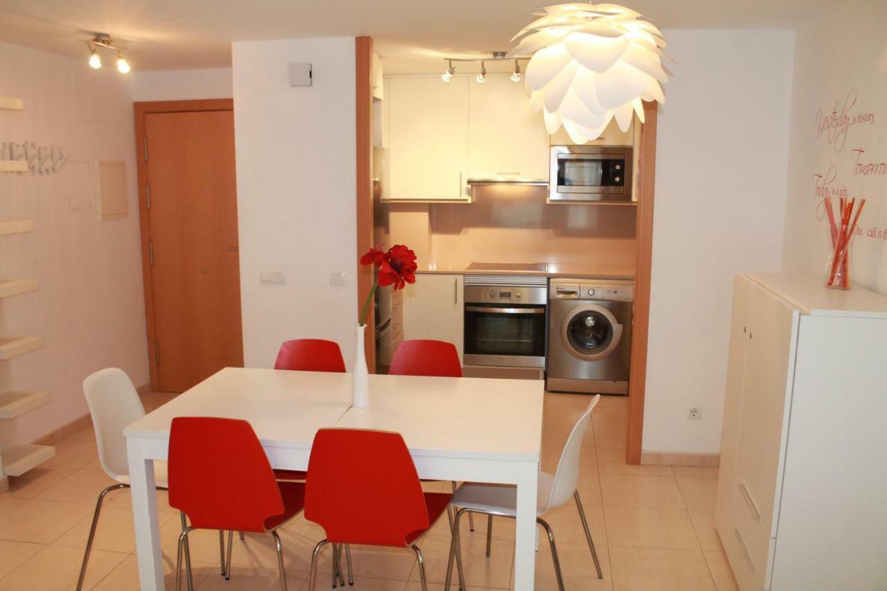Piso Regina Apartment Лорет де Мар Екстериор снимка