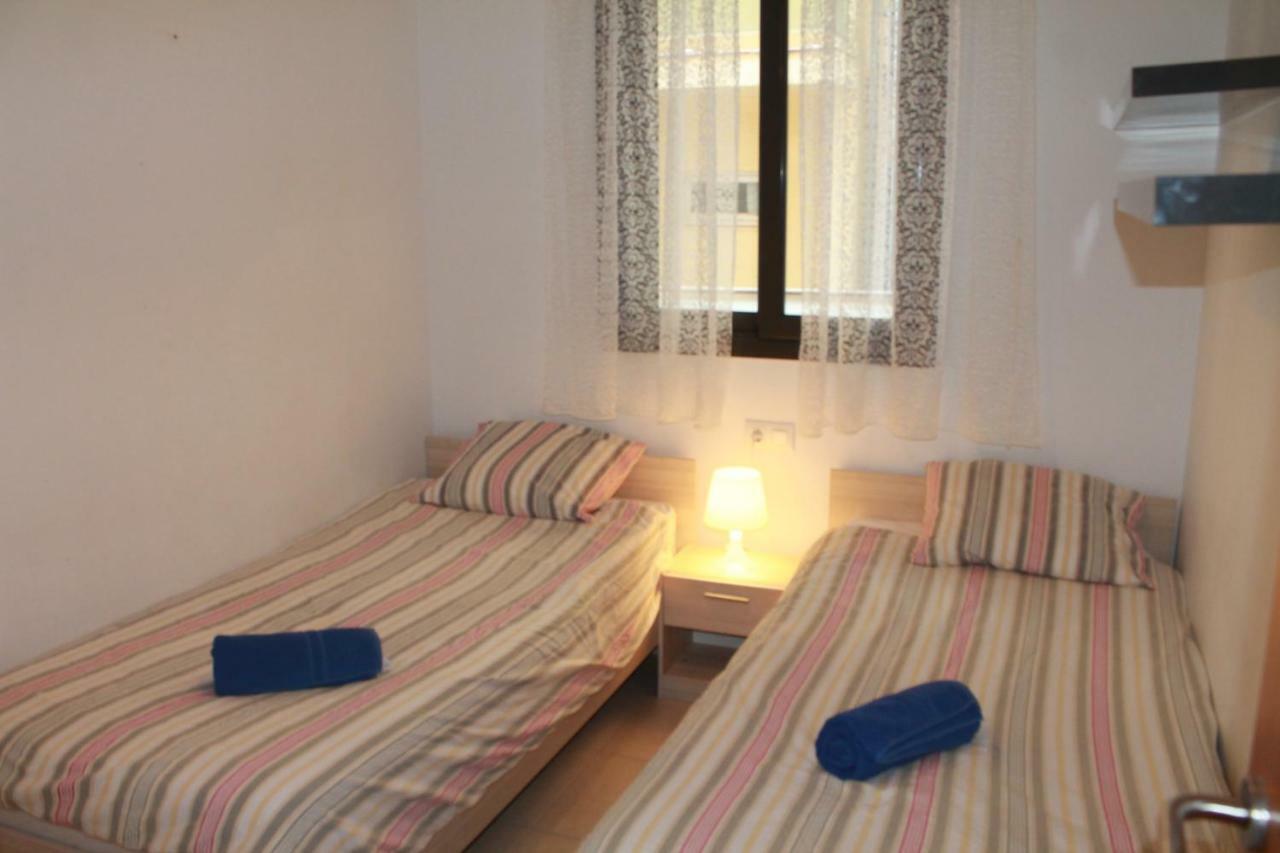 Piso Regina Apartment Лорет де Мар Екстериор снимка